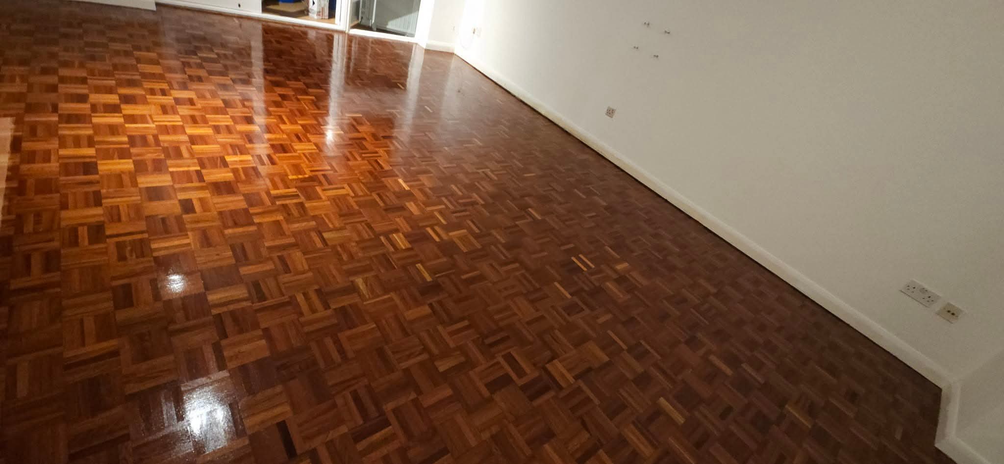 Parquet flooring with a gloss finish